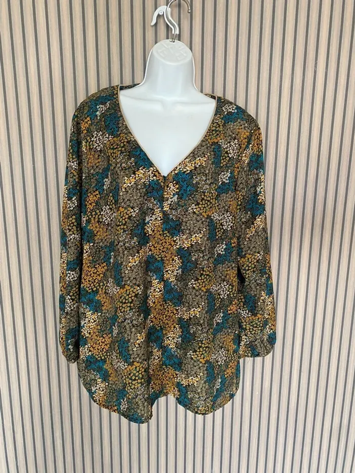 Blouse femme Blàche porté taille 48 - photo numéro 2