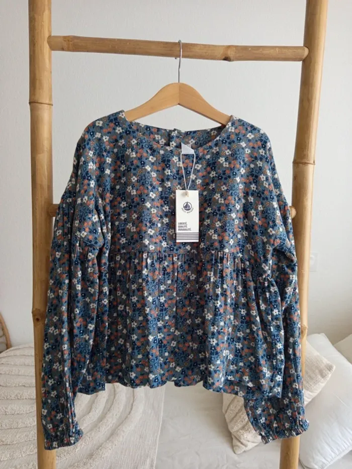 Jolie blouse fleurie Liberty Petit Bateau 10 ans neuve avec étiquette
