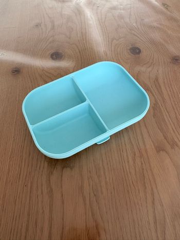 Assiette compartimentée en silicone 