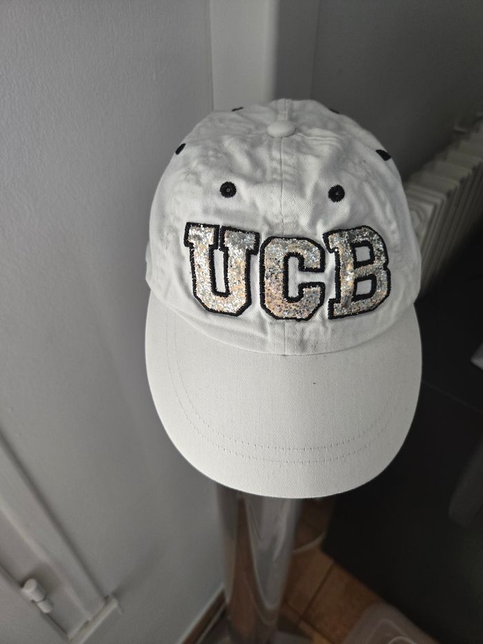 Casquette Benetton en taille S - photo numéro 1