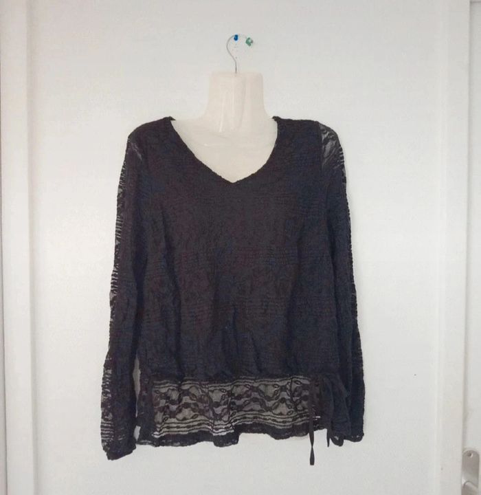 Blouse manches longues en dentelle femme c