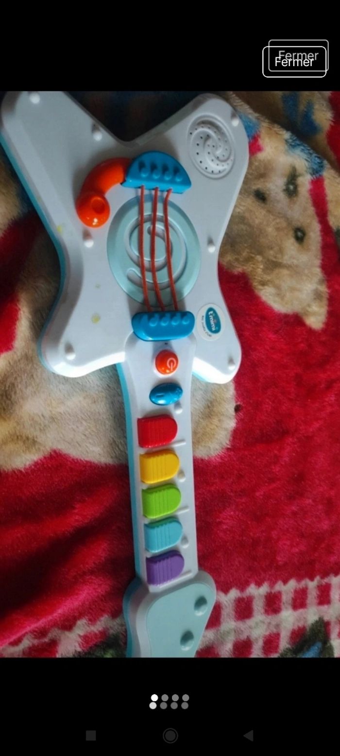 Guitare lumineux et musicale j3 - photo numéro 4