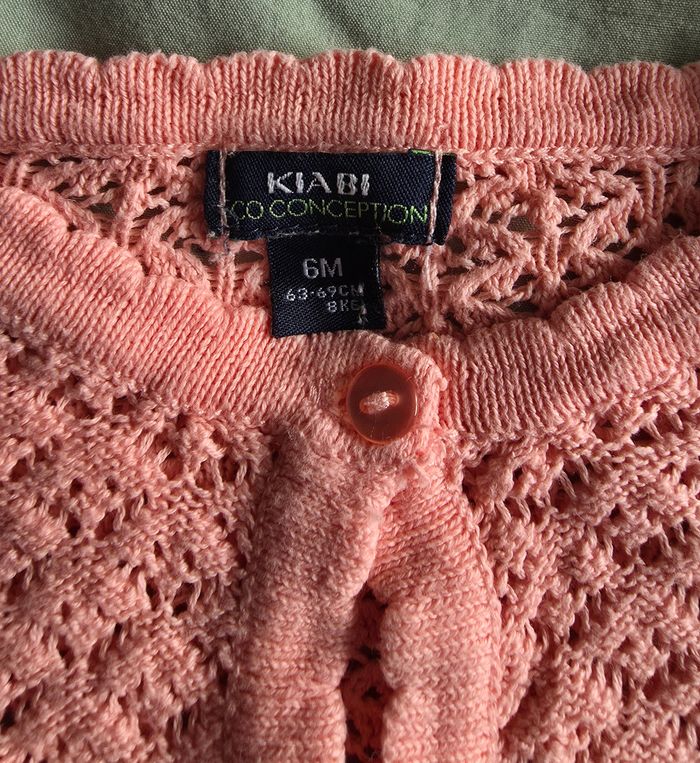 Gemo Kiabi Ensemble Robe Réversible Gilet Maille Très bon état 6 mois - photo numéro 10