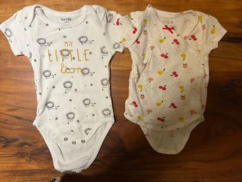 Lot body manche courte 3 mois