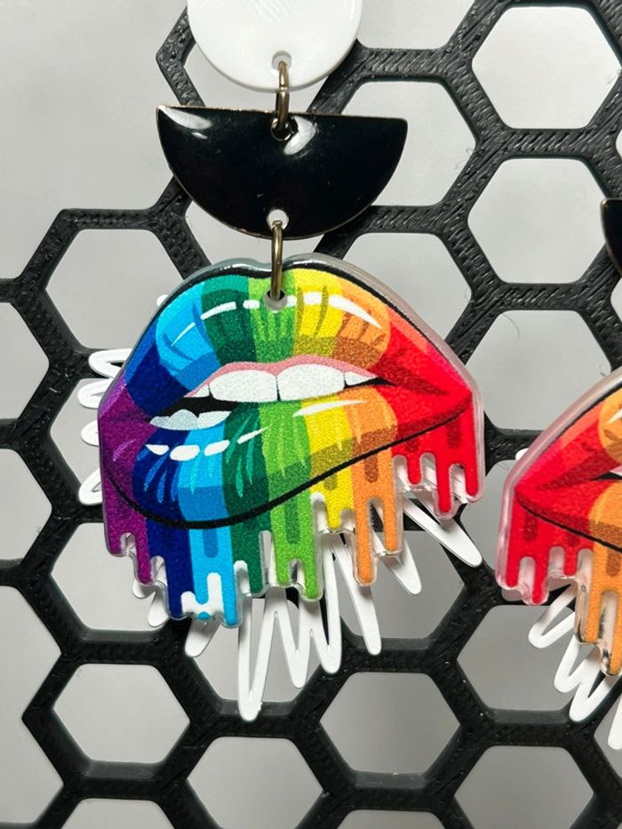 Boucles d’oreilles Baisers Arc-en-ciel - photo numéro 2