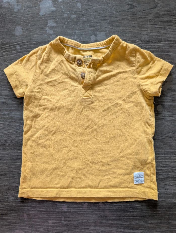 T-shirt polo