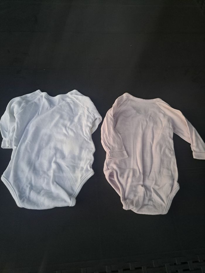 Lot 2 : 2 Body - photo numéro 2