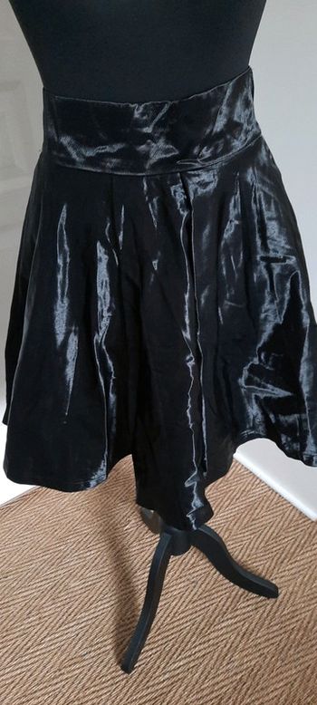 Jupe noire satin de soirée