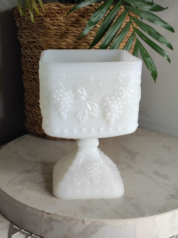 Cache pot opaline blanche - photo numéro 2