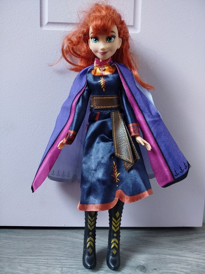 Poupée Disney Anna