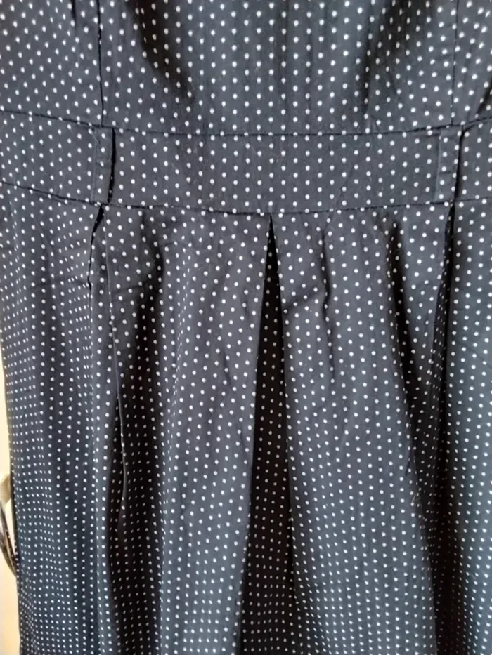 Robe courte sans manches. Vintage (A127) - photo numéro 3