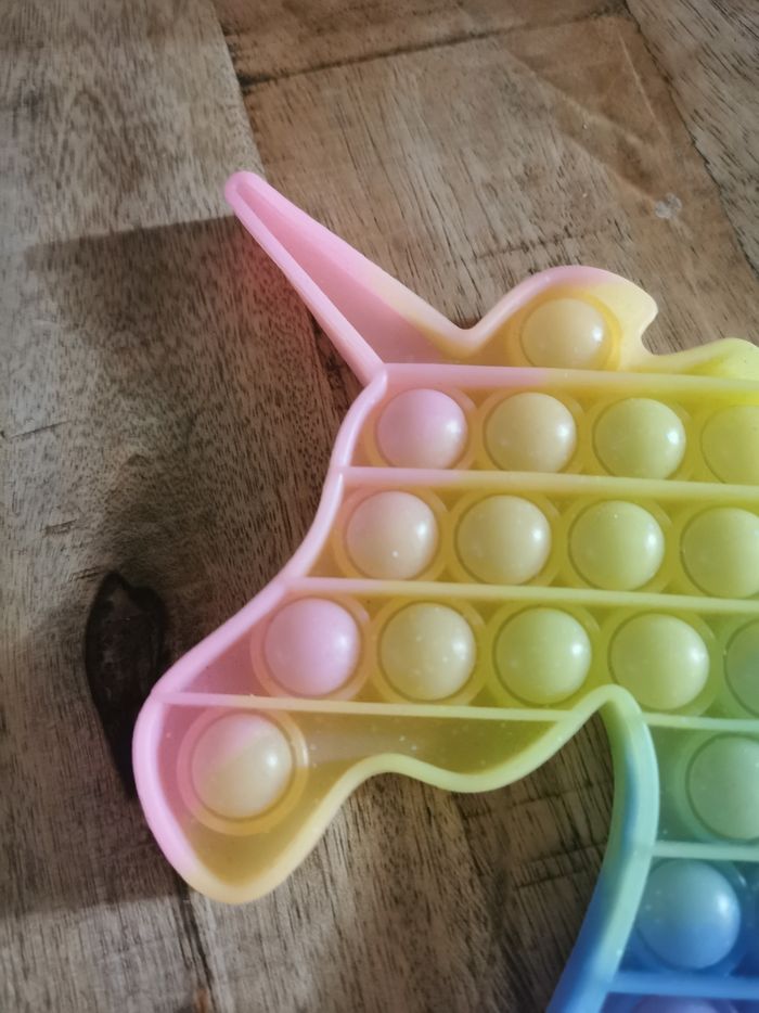 Pop its de 28 bulles - photo numéro 2