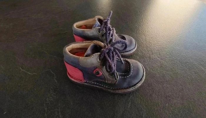 6 € Kickers fille Taille 24