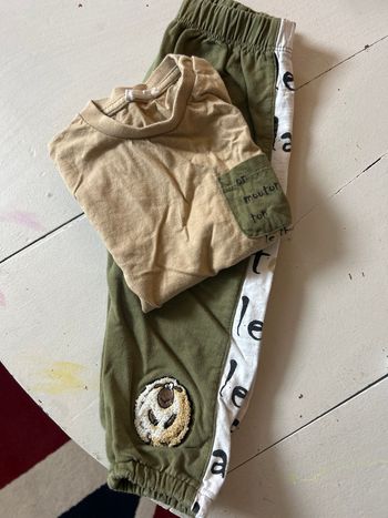 Ensemble tee-shirt jogging