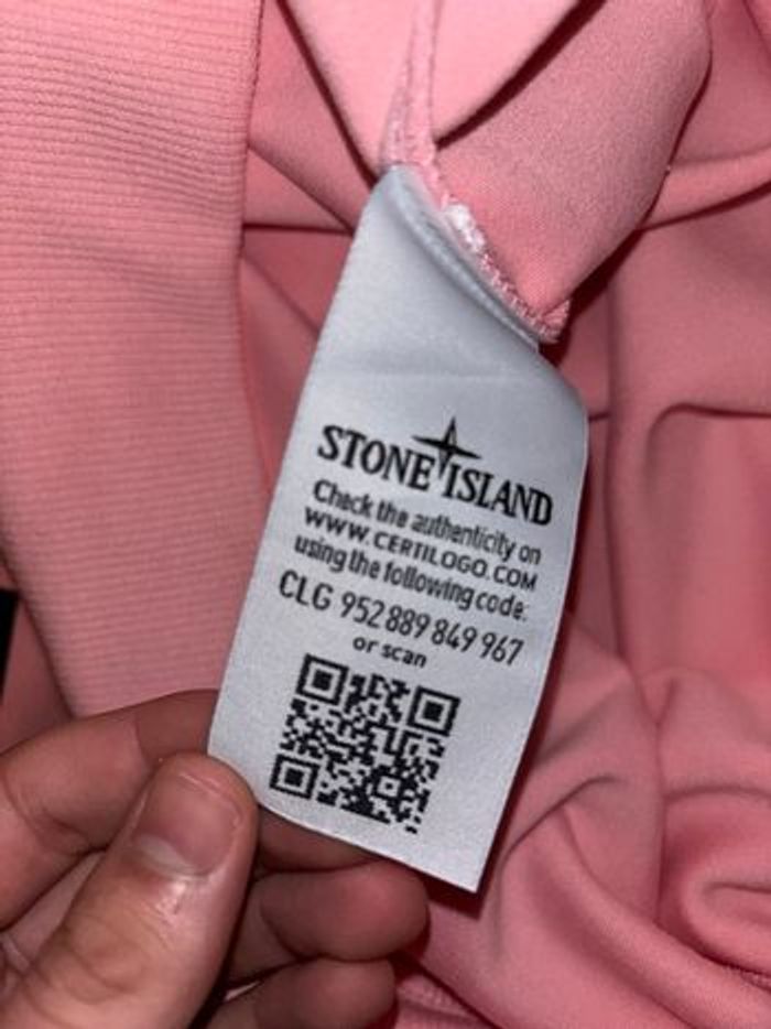 Pull ston Island - photo numéro 2