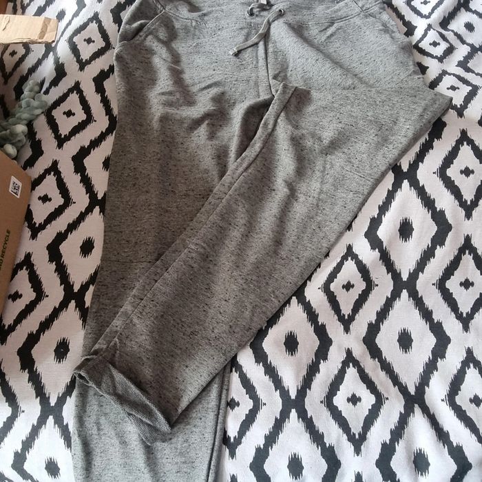 Pantalon sport Décathlon neuf sans étiquette jamais porté gris xl - photo numéro 3