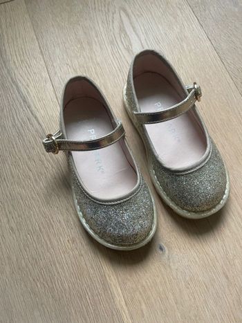 chaussures babies primark doré paillettes 23