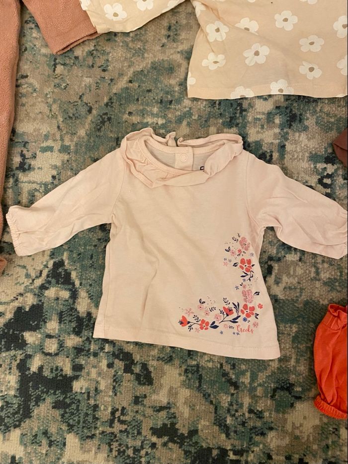 Lot de vêtements taille 3 mois - photo numéro 3