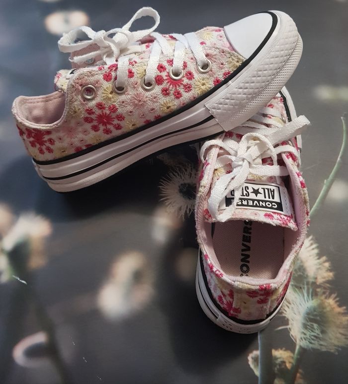 Basket marque Converse All☆star taille 29 - photo numéro 2