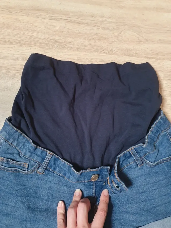 🌸 Short en jean 🌸 maternité grossesse 🌸 taille M/38 🌸 - photo numéro 2