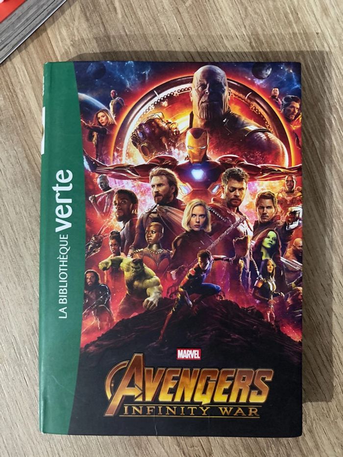 Avengers infinity war bibliothèque verte