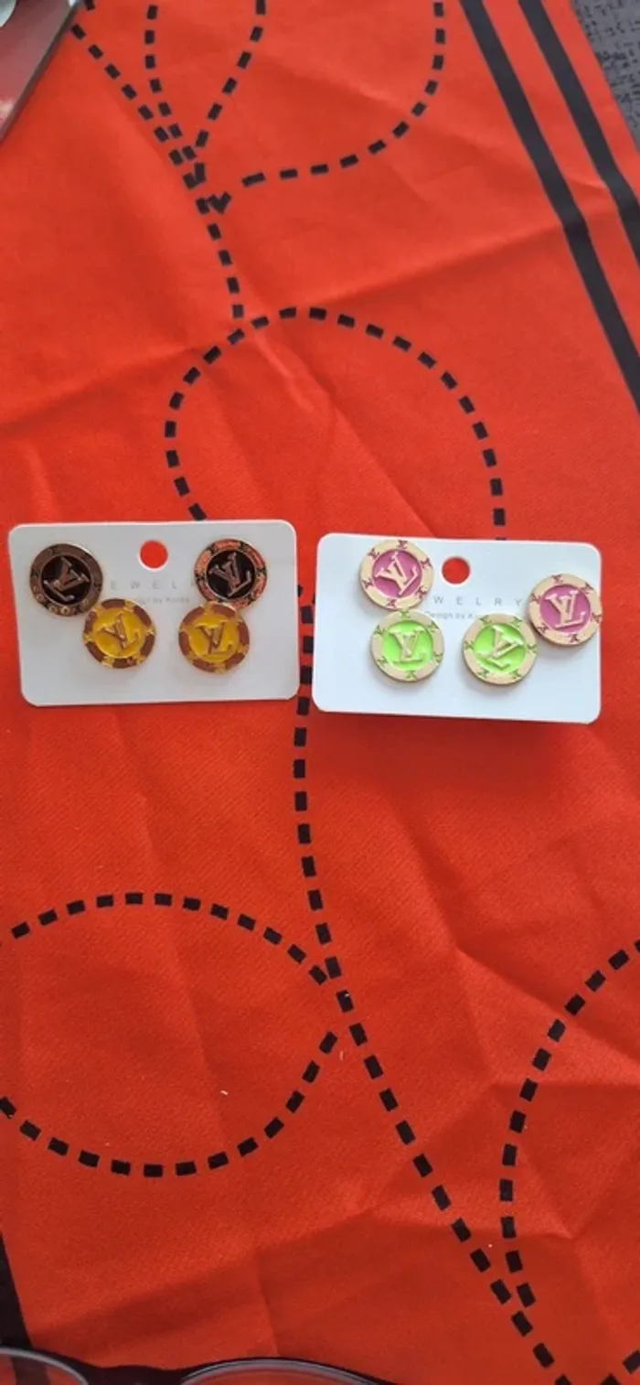 Lot de 4 paires de boucles d oreilles