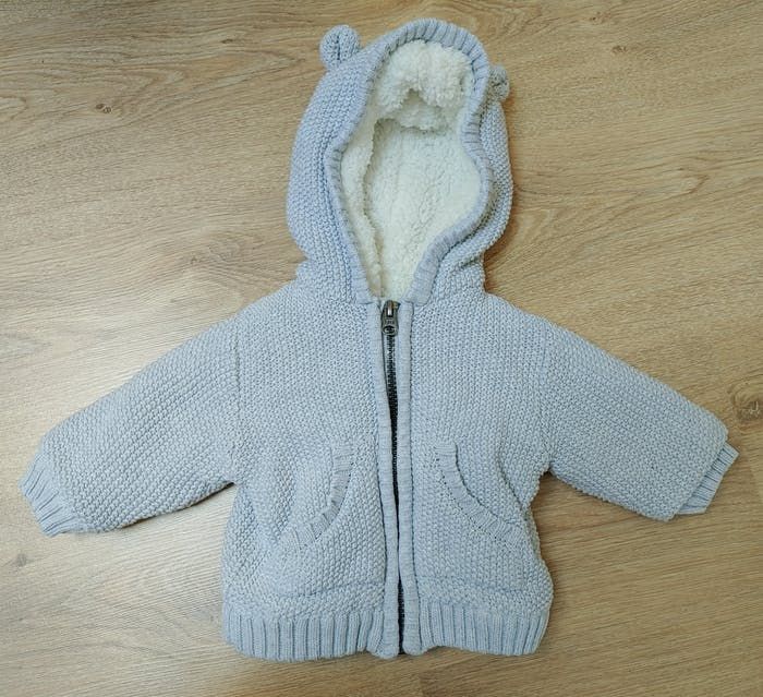 Gilet très chaud taille 6 mois