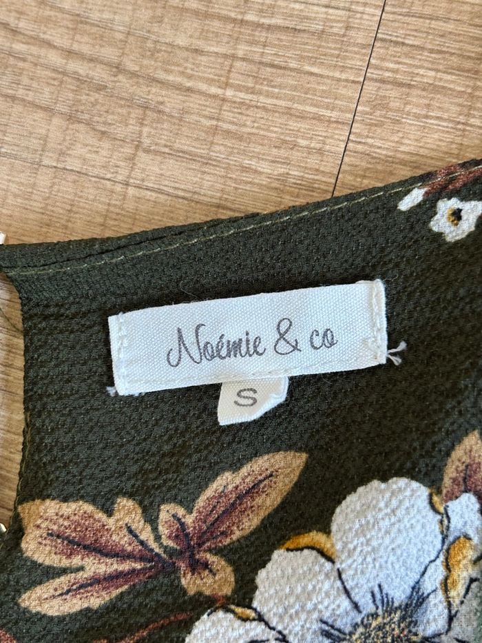 Blouse kaki et fleurie Noémie & Co taille S jamais portée - photo numéro 8