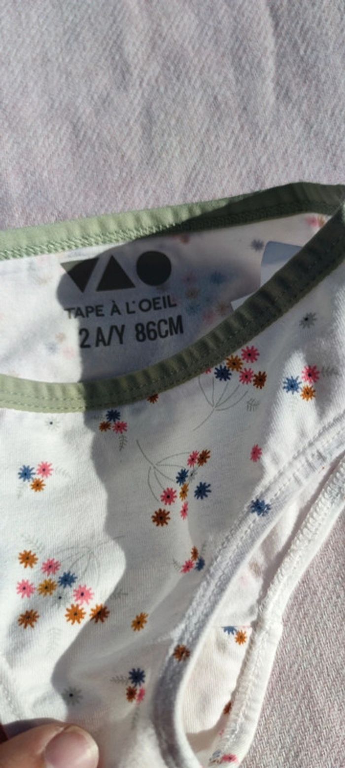 3 culottes 2 ans neuves - photo numéro 4