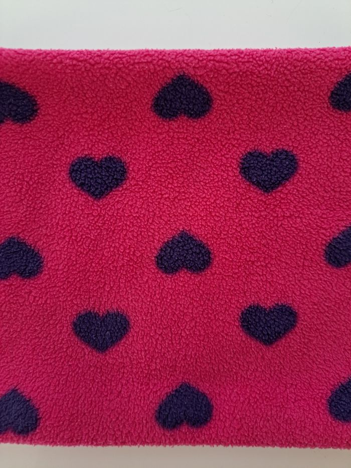 Tour de cou motif cœurs 18-24 mois TBE - photo numéro 5