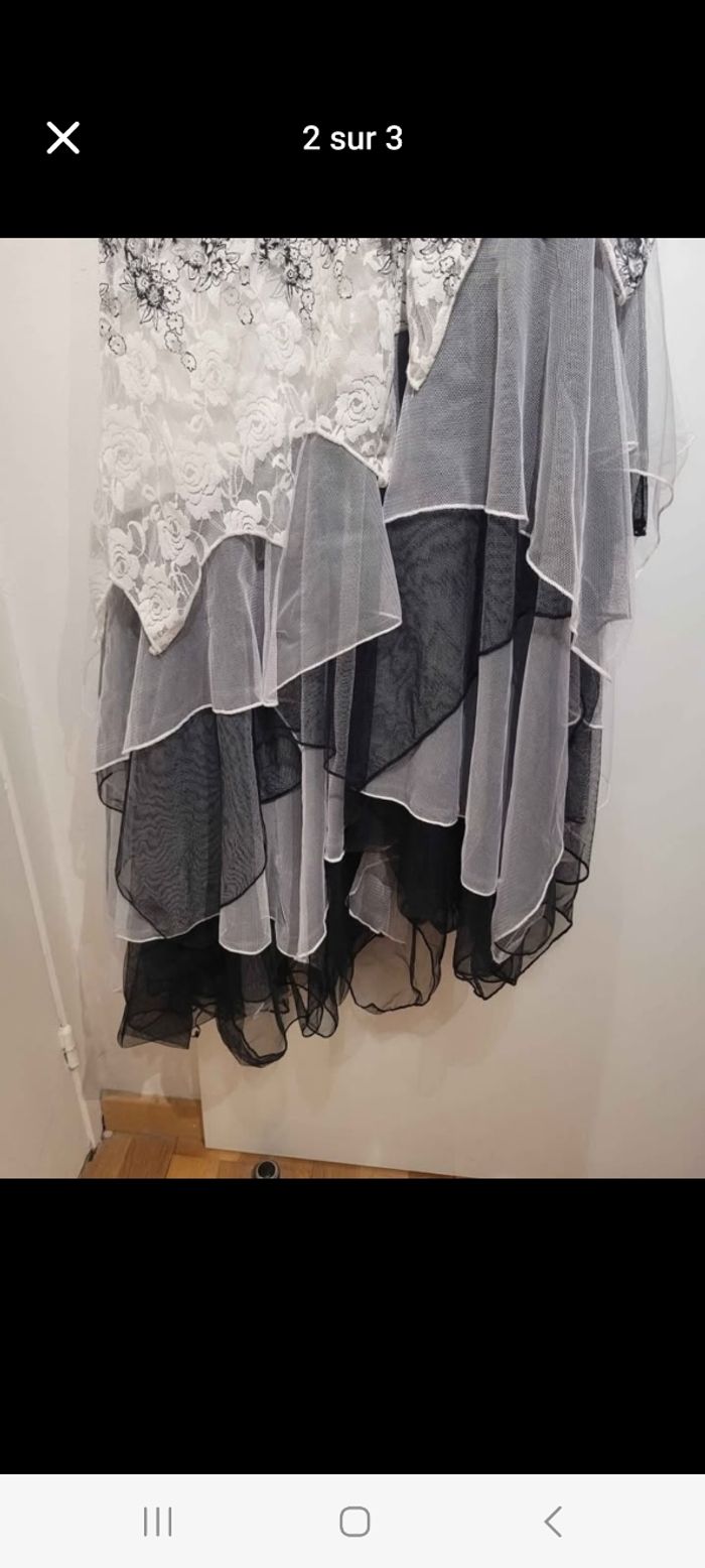 Robe élégante - photo numéro 2