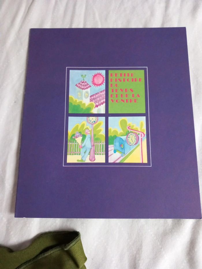 Petit livre sur le temps et la montre