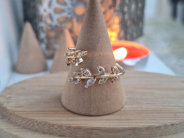 Bague ouverte avec strass Détail Feuille en Acier Inoxydable Bague de fiançailles Cadeau pour elle - photo numéro 4