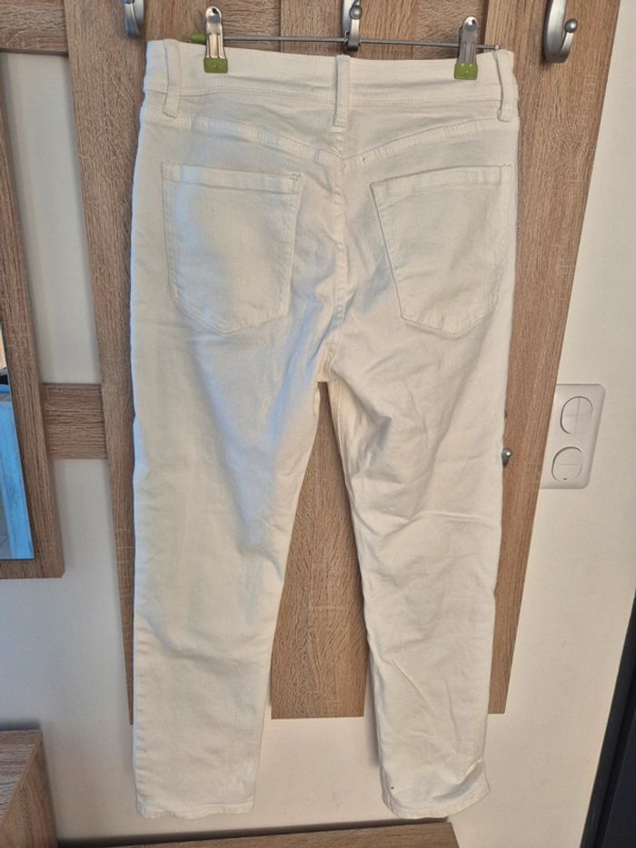 Jean blanc taille 38 - photo numéro 3