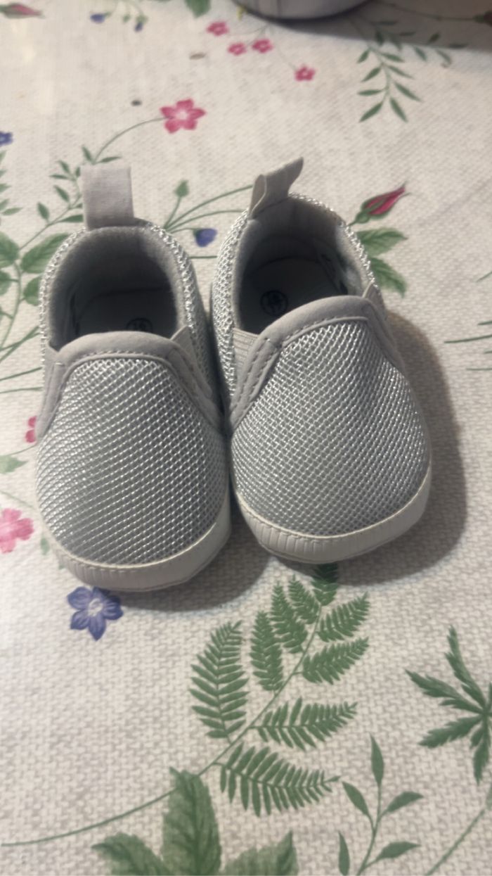 Chaussures bébé garçon taille 16/17
