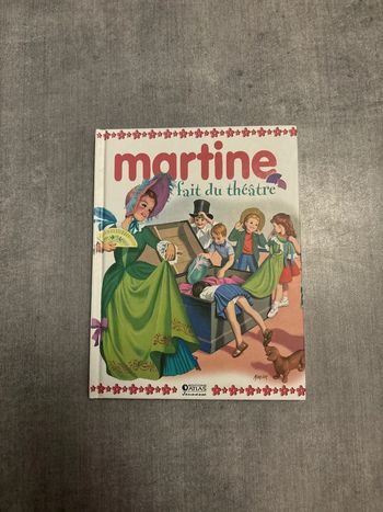 Livre Martine fait du théâtre