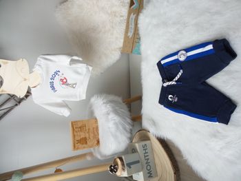Magnifique ensemble complet officiel sous licence Jeux olympiques JO 2024 Fridge pull blanc tour eif