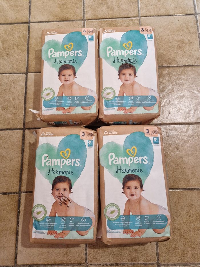 168 couches Pampers Harmonie taille 3