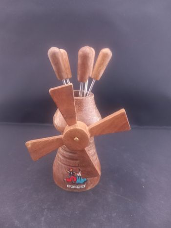 6 Fourchettes à escargots avec moulin 