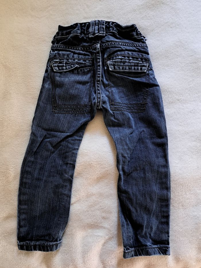 Jeans taille 4 ans - photo numéro 2