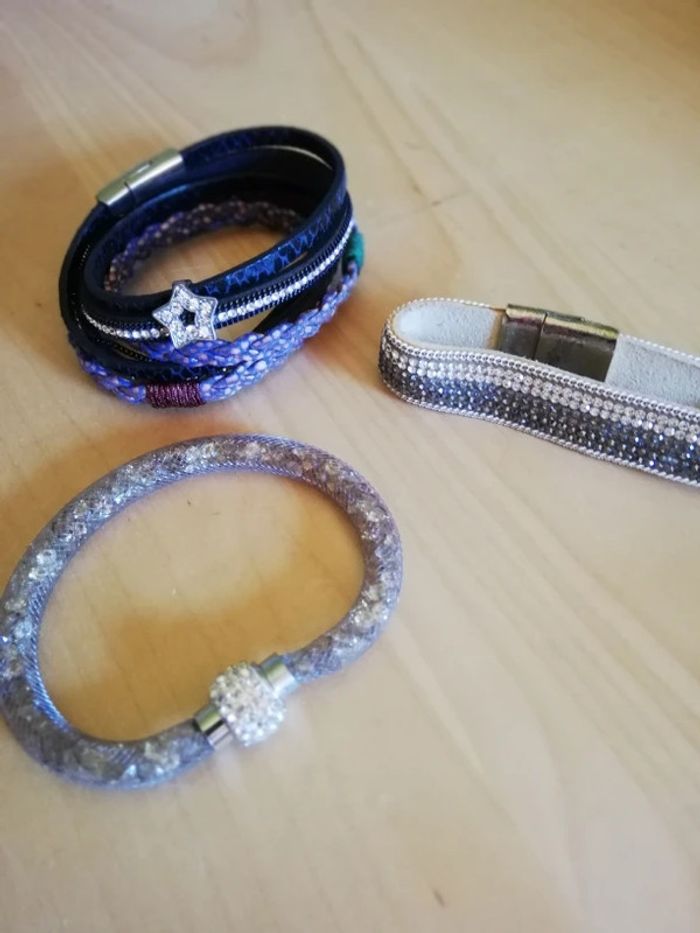 3 bracelets avec strass