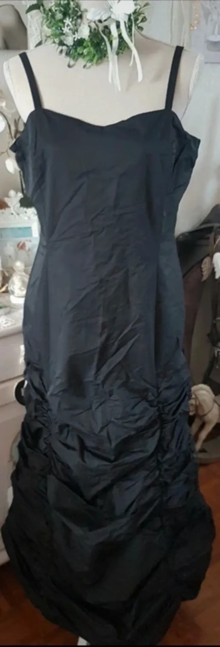 Robe chic longue noire Ambre Paris T 40/42 Neuve - photo numéro 3