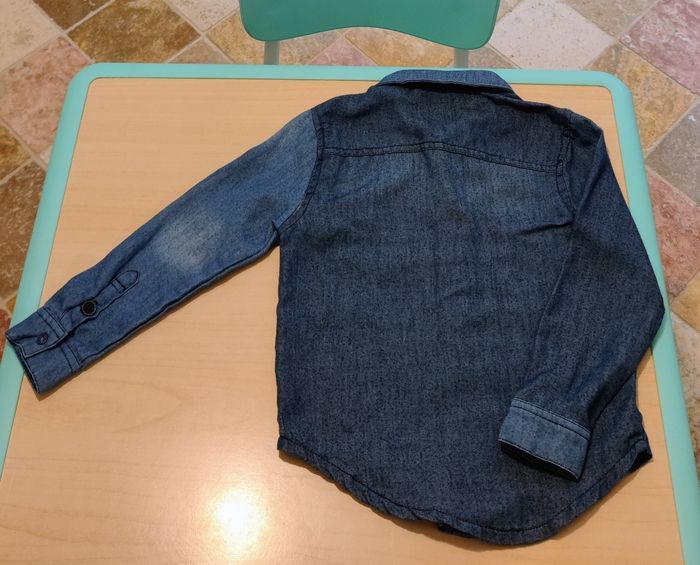 Chemise 🌿 en jeans 🐦 légère et chic ✨ 3 ans 🧸 - photo numéro 7