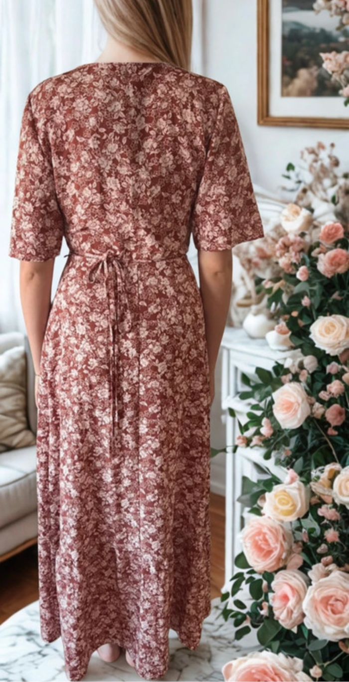 Robe longue fleurie - photo numéro 2
