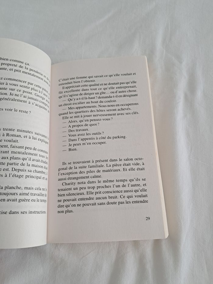 Livre Dangereuse tentation - photo numéro 4