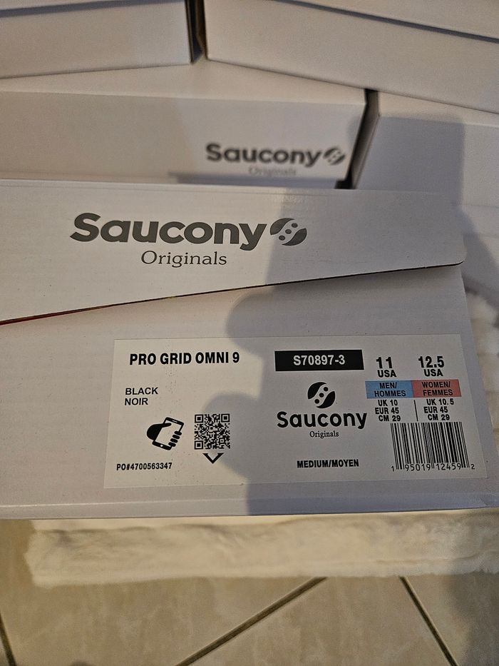 Paire Saucony Omni 9 noir taille 45 neuves - photo numéro 5