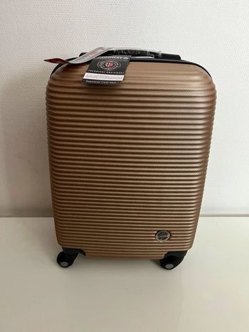 Valise cabine à 4 roulettes, Geographical Norway , 20 pouces 55 X 36 X 21 cm