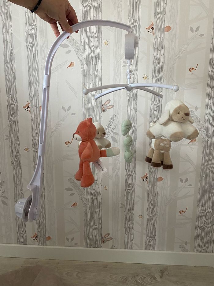 Tour de lit, mobile, plan à langer - photo numéro 5