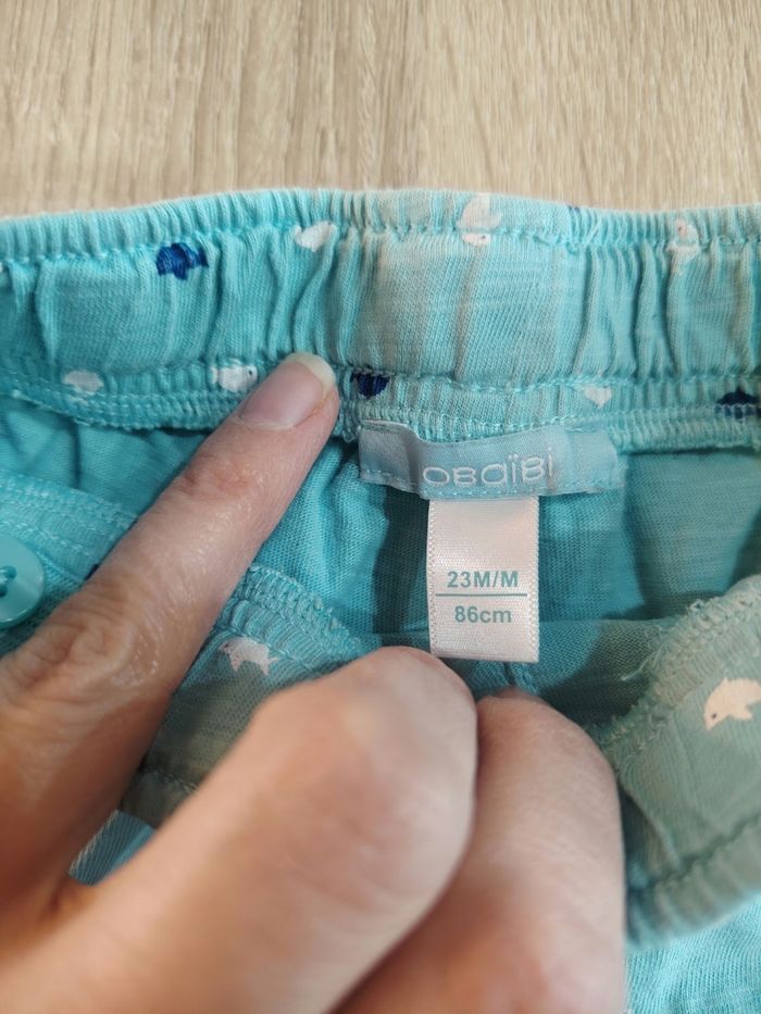 Short bébé garçon 24mois obaibi en très bon état - photo numéro 4