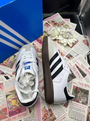 Baskets adidas Originals SAMBA OG blanches - Taille 41